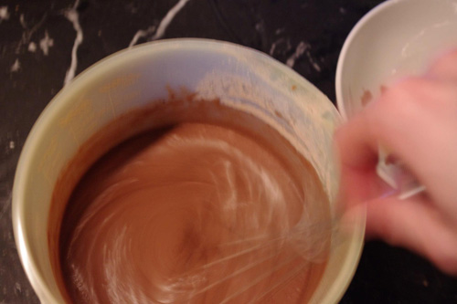 Preparación del bizcocho de chocolate